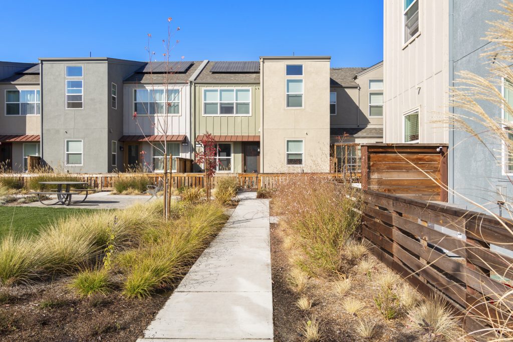 NEW HOMES FOR SALE IN THE BAY AREA Blue Mountain Communities
