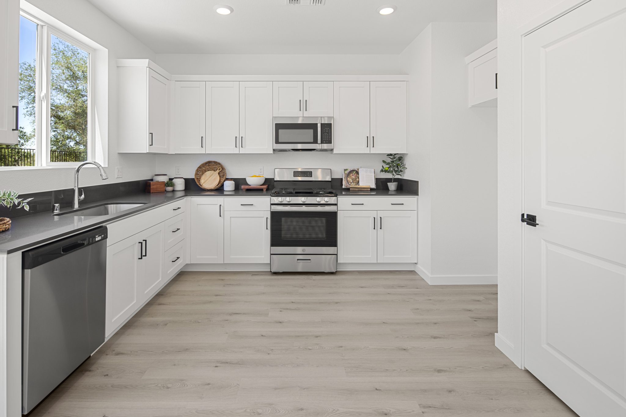 quick move in homes